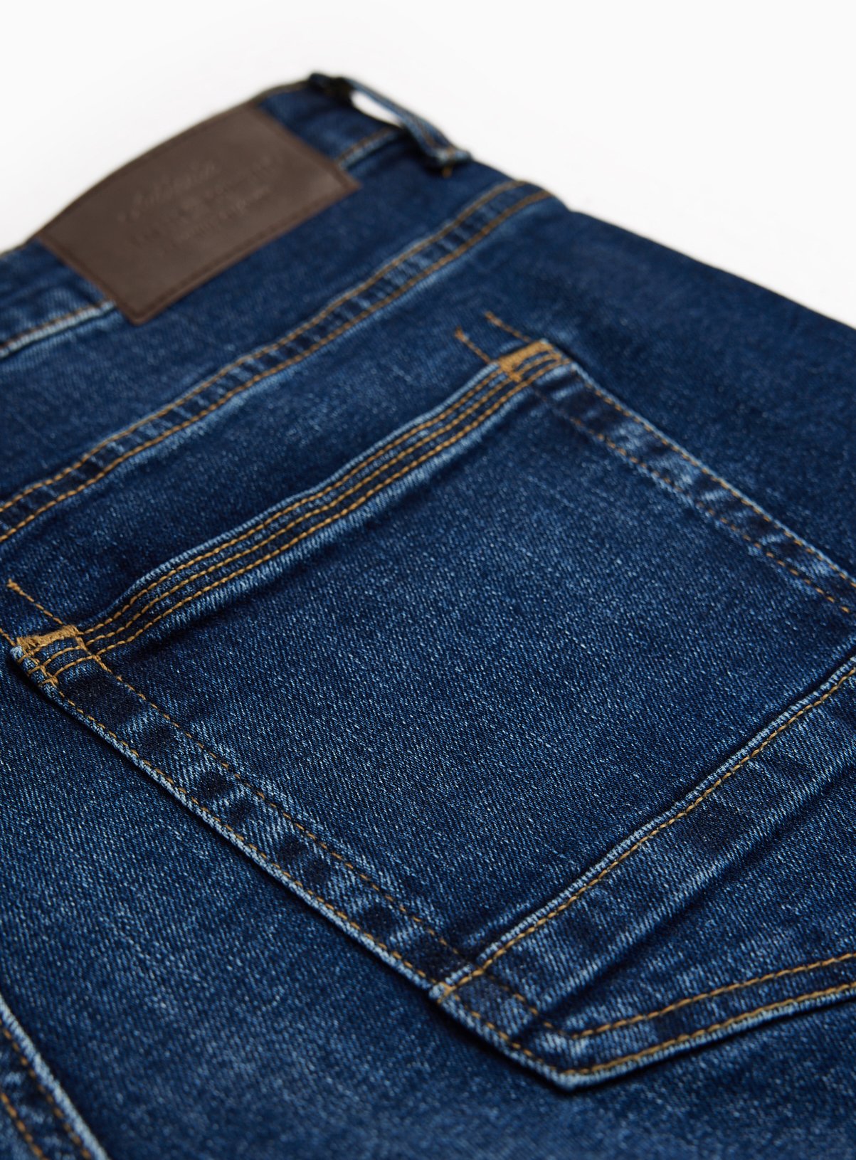 Dark Denim Straight Leg Jeans 40L - Image 4 thumbnail
